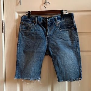 Levi’s 511 Denim cut off shorts Size 31